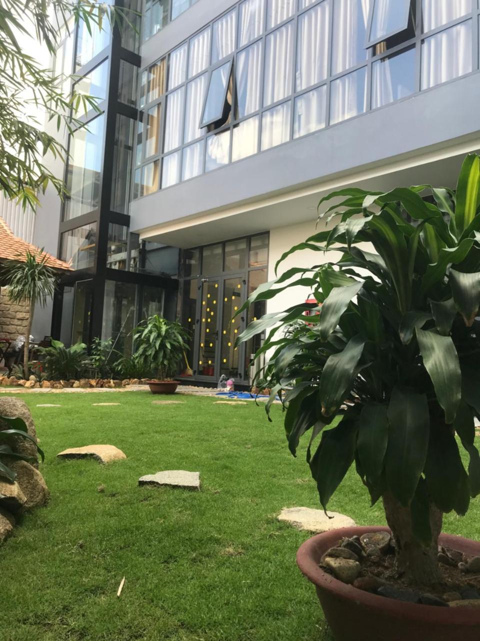 Lily Apartment Nha Trang Esterno foto